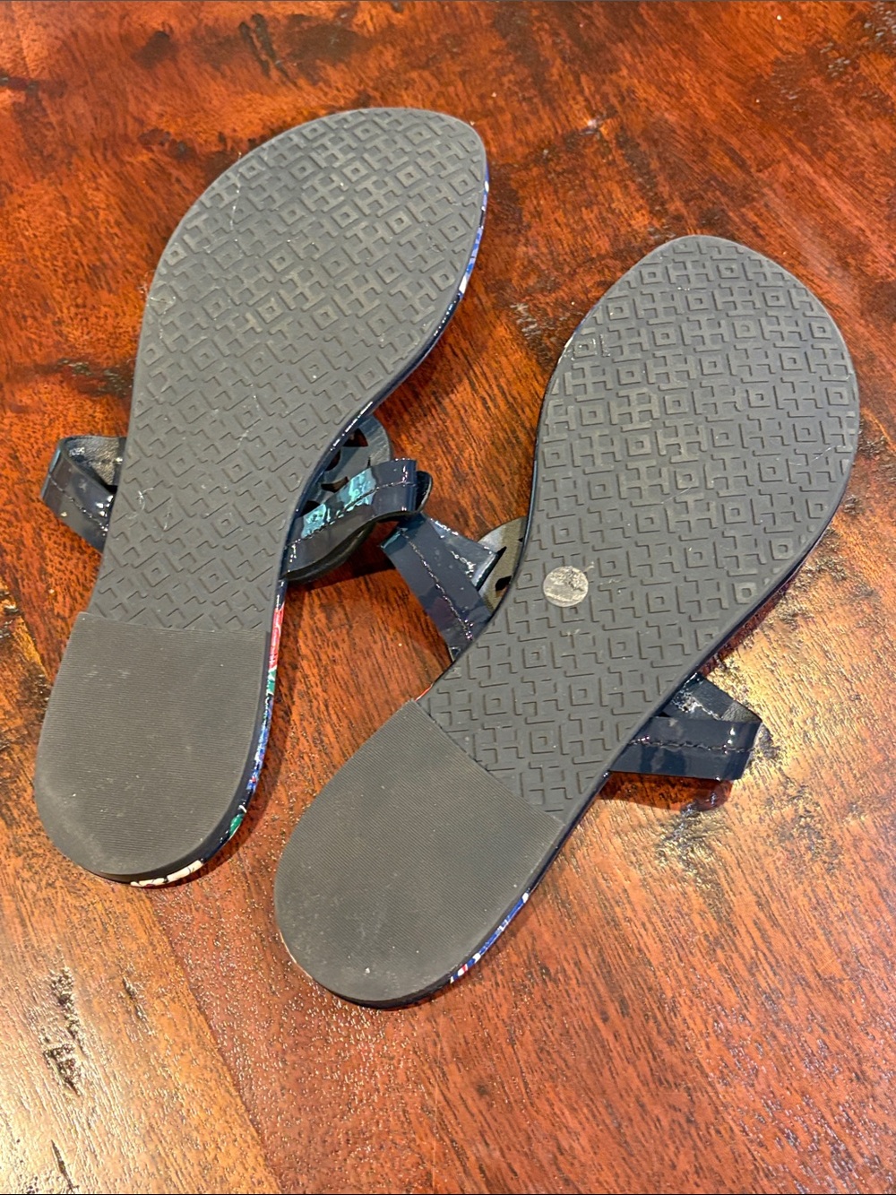 Tory Burch Miller Sandals Navy Floral Patent Leather size 8.5 - Picture 5 of 7